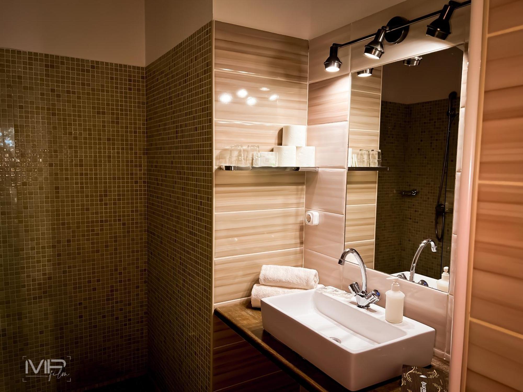 אגר Hotel Szent Istvan מראה חיצוני תמונה